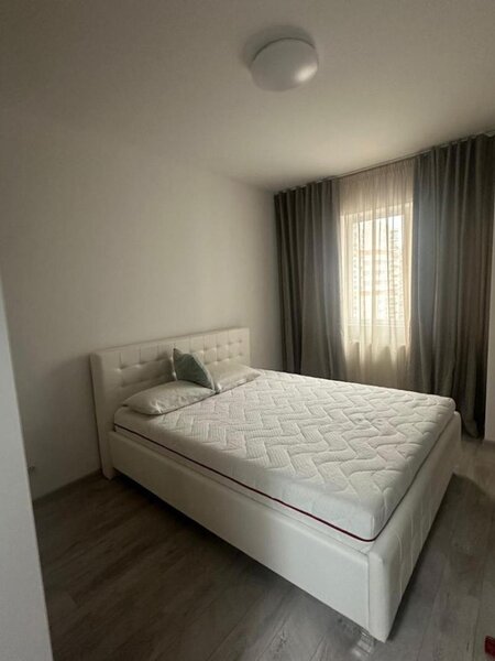 Pacii, ap. 2 camere de inchiriat.